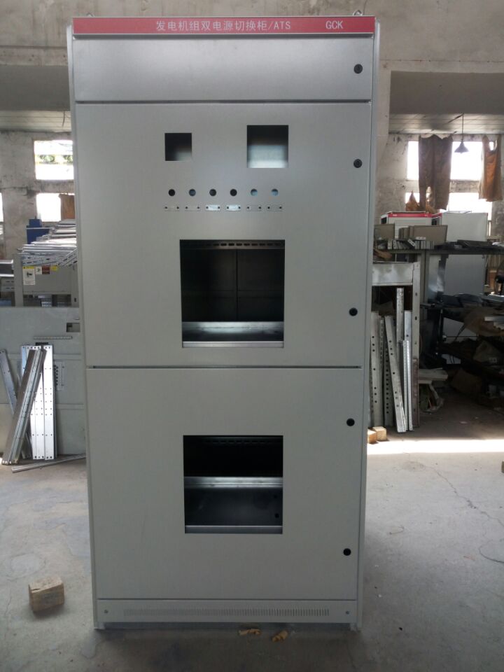 GCK系列低壓抽出式開關(guān)柜