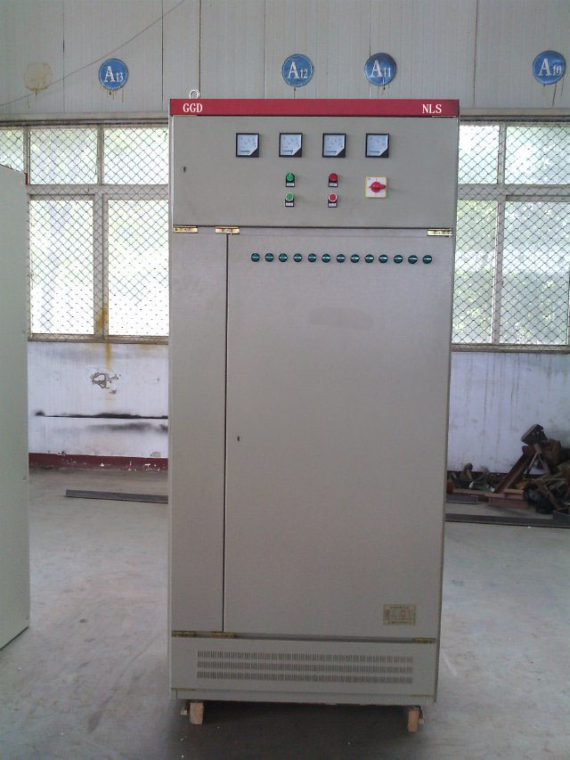 <b><font color='#330099'>GGD系列低壓交流固定式開關柜</font></b>